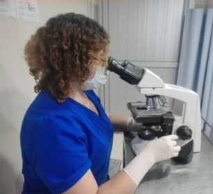 Anatomopatóloga y Citopatóloga